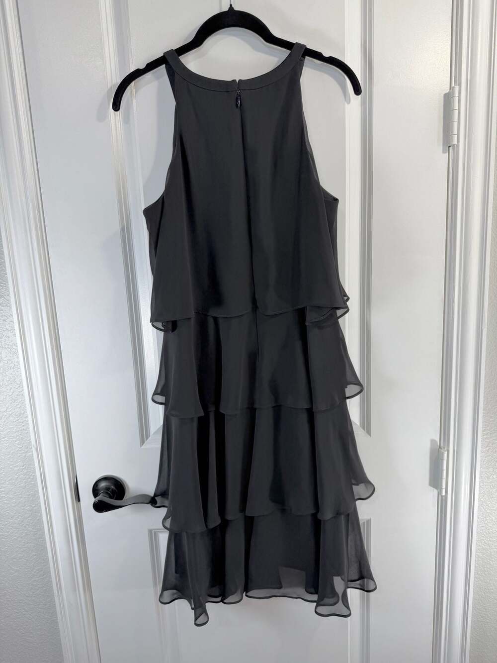 SLNY Black Chiffon Tiered Ruffle Cocktail Dress with Rhinestone V-Neck Size 10 - Picture 5 of 9